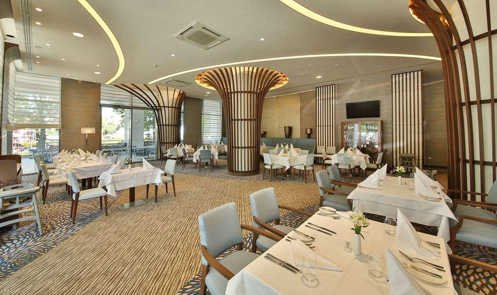 Maritim Hotel Paradise Blue Albena Restaurant bilde