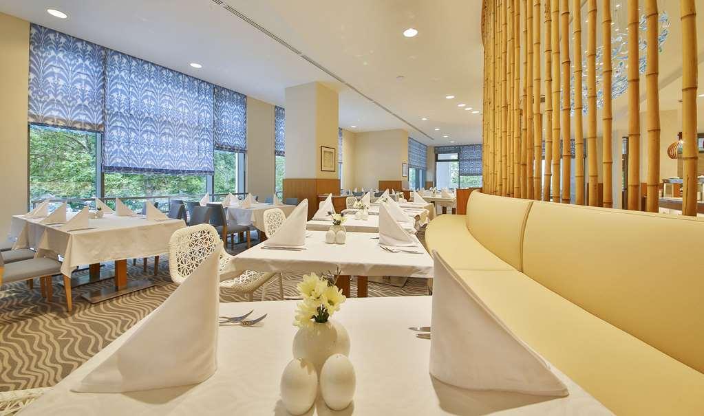 Maritim Hotel Paradise Blue Albena Restaurant bilde