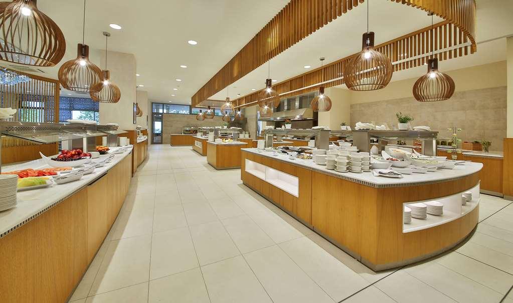 Maritim Hotel Paradise Blue Albena Restaurant bilde